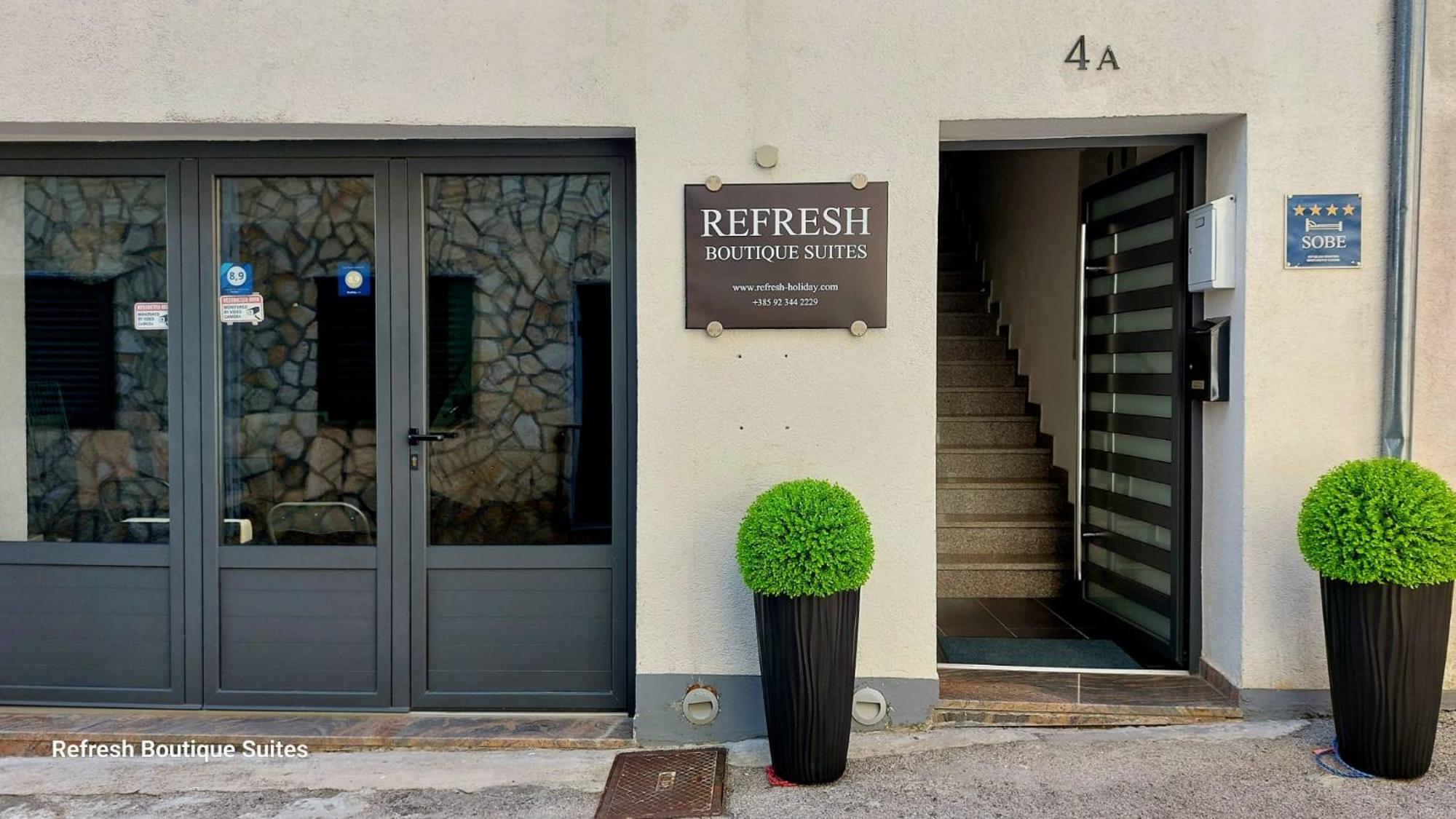 Refresh Boutique Suites - Central Point فوديس المظهر الخارجي الصورة