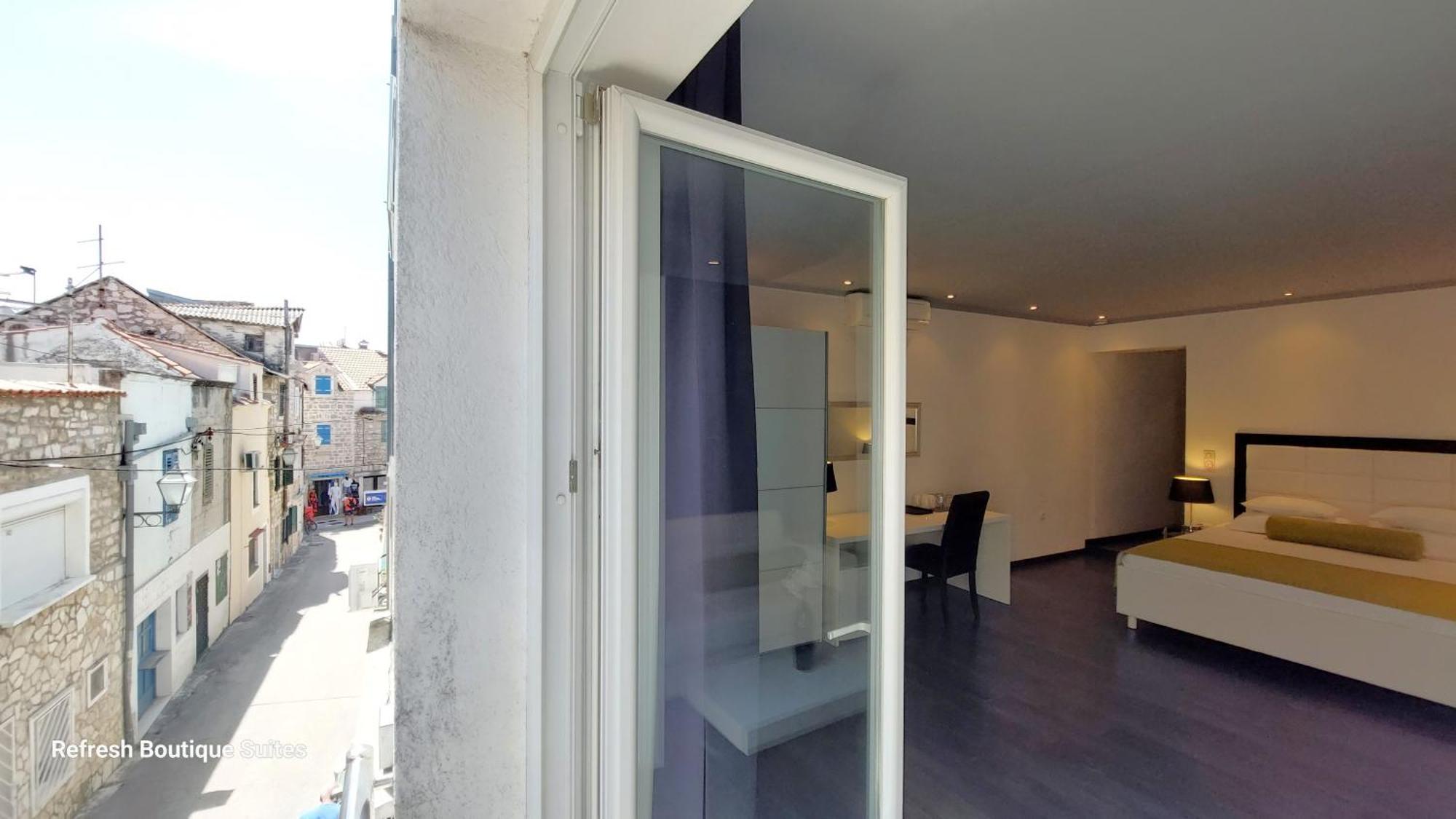 Refresh Boutique Suites - Central Point فوديس المظهر الخارجي الصورة
