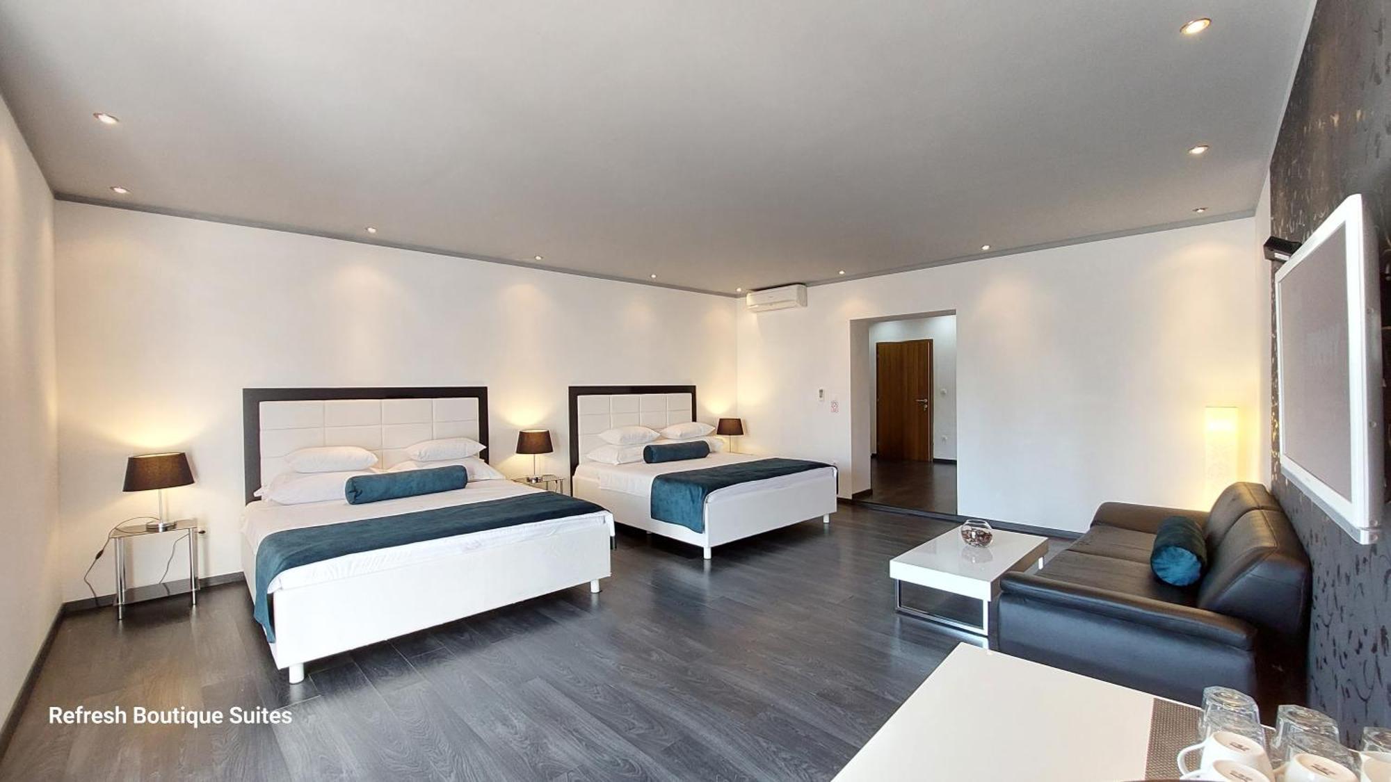 Refresh Boutique Suites - Central Point فوديس الغرفة الصورة