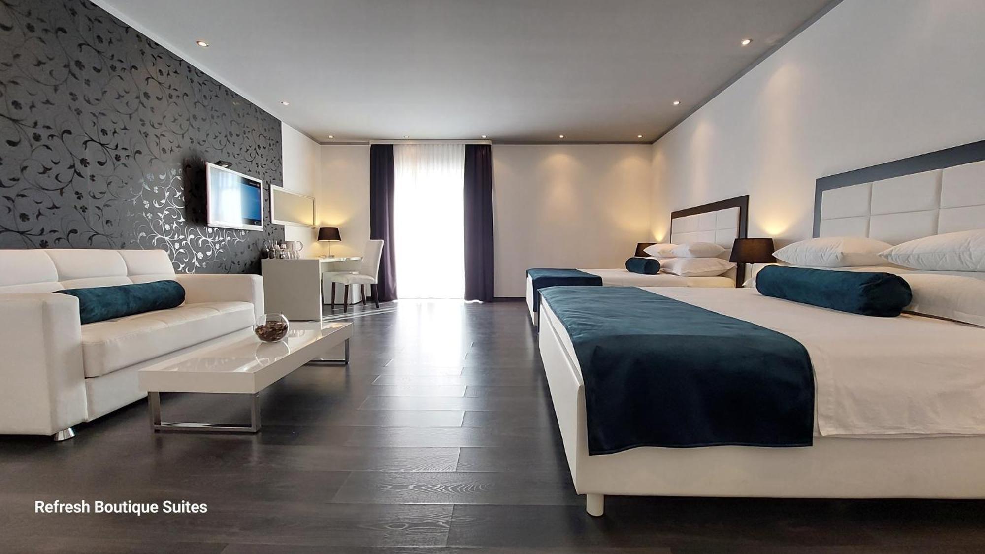 Refresh Boutique Suites - Central Point فوديس المظهر الخارجي الصورة